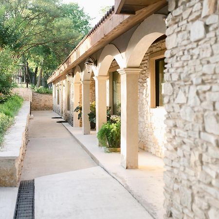 Messina Inn Wimberley Kültér fotó